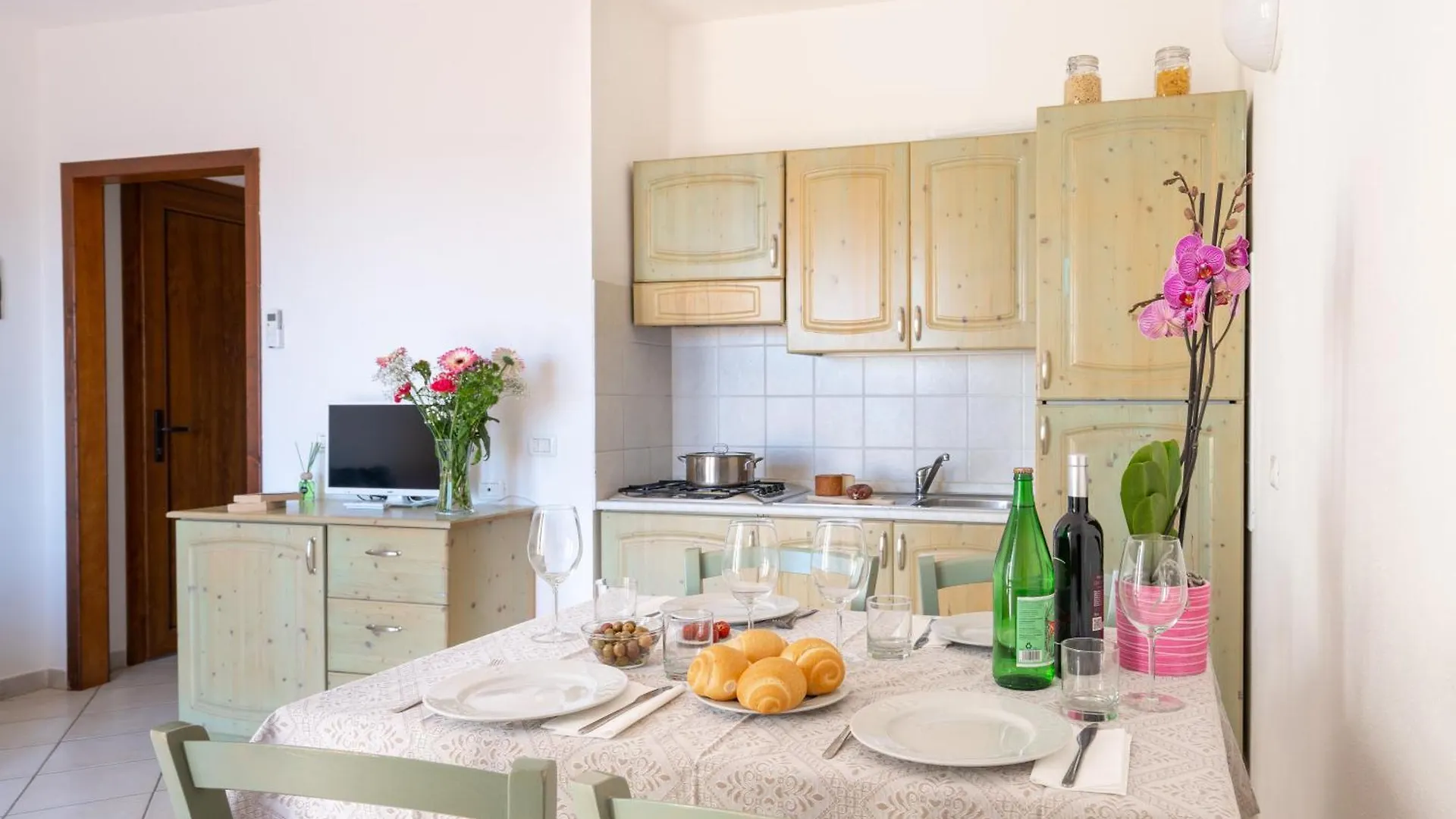 Aparthotel Il Borgo Di Badesi