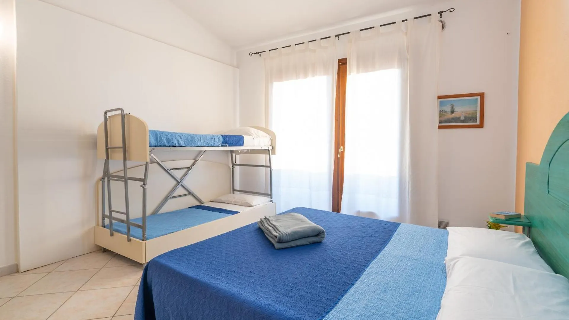 Aparthotel Il Borgo Di Badesi 0*,