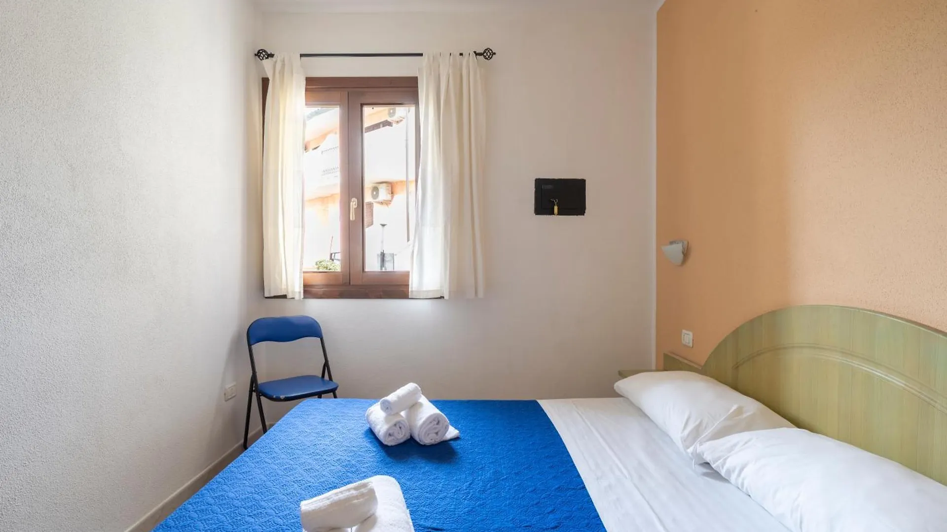 Il Borgo Di Badesi Aparthotel Ιταλία