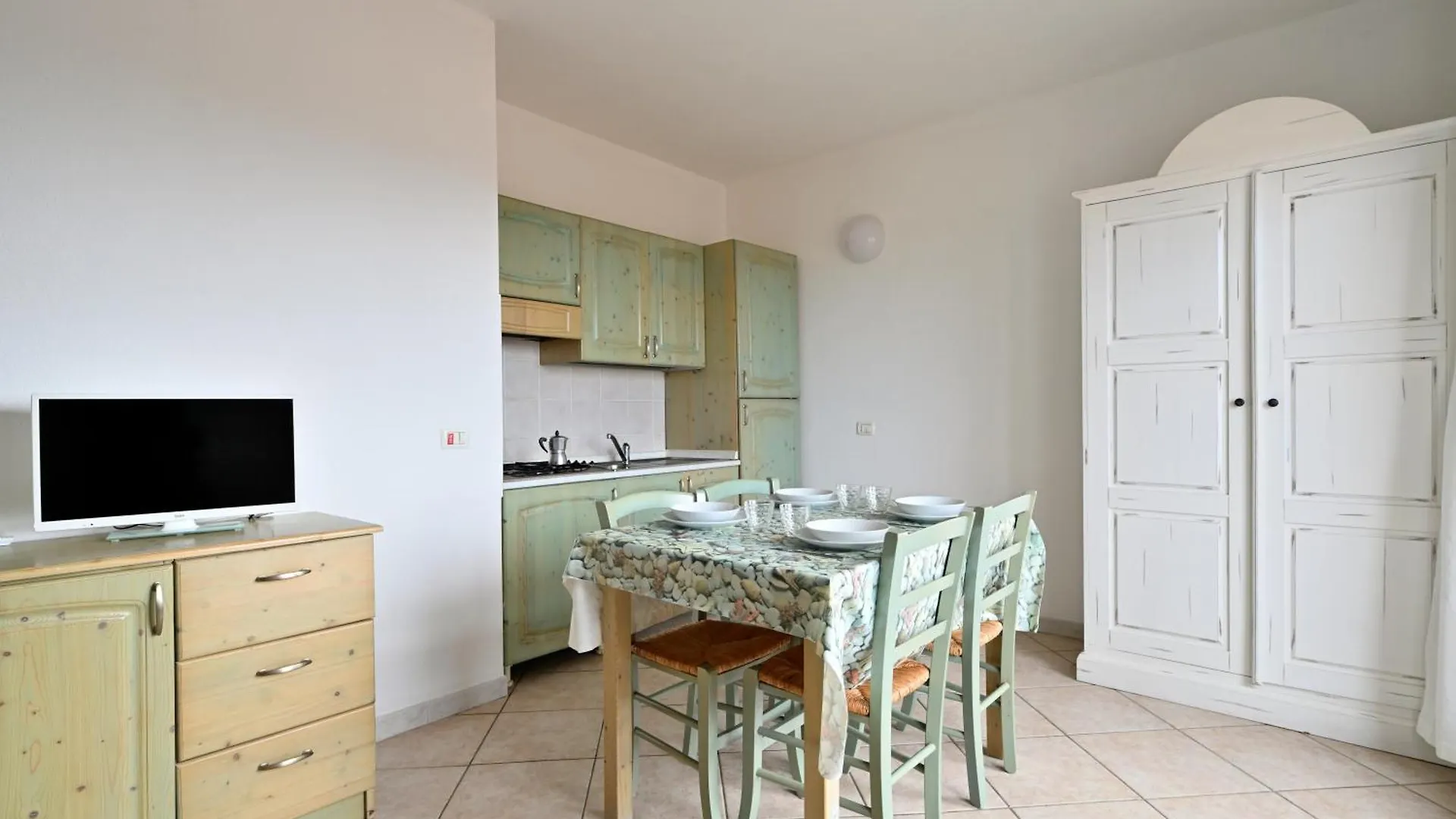 Aparthotel Il Borgo Di Badesi