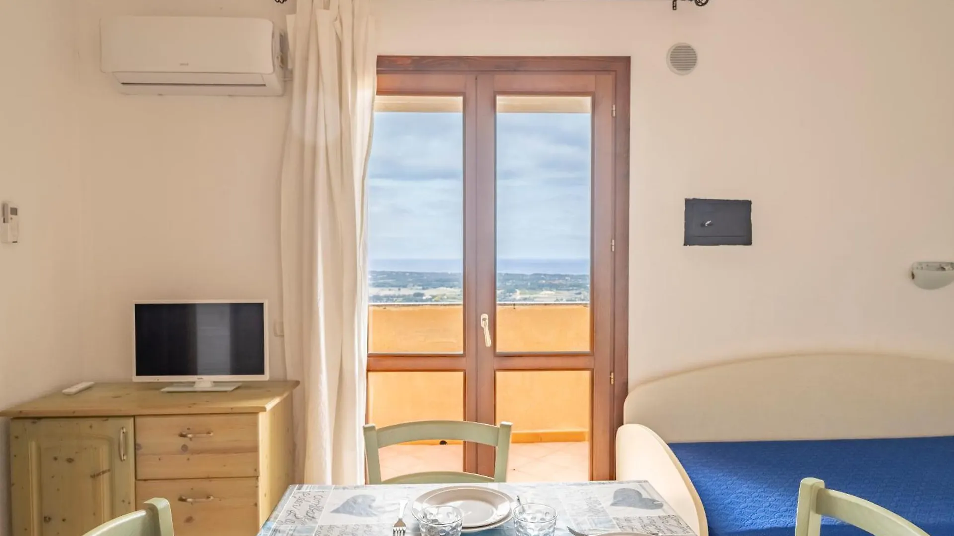 Aparthotel Il Borgo Di Badesi Italia