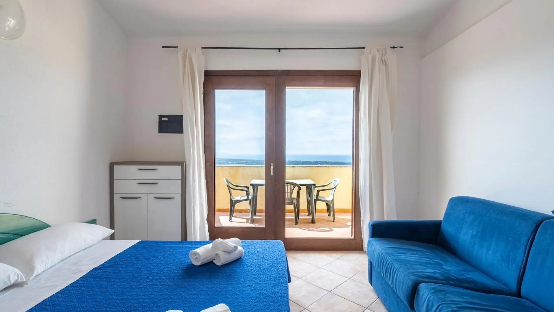 Aparthotel Il Borgo Di Badesi Italia